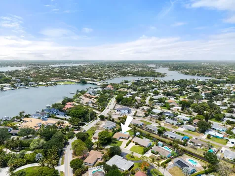 303 W Norfolk Road Jupiter FL 33469