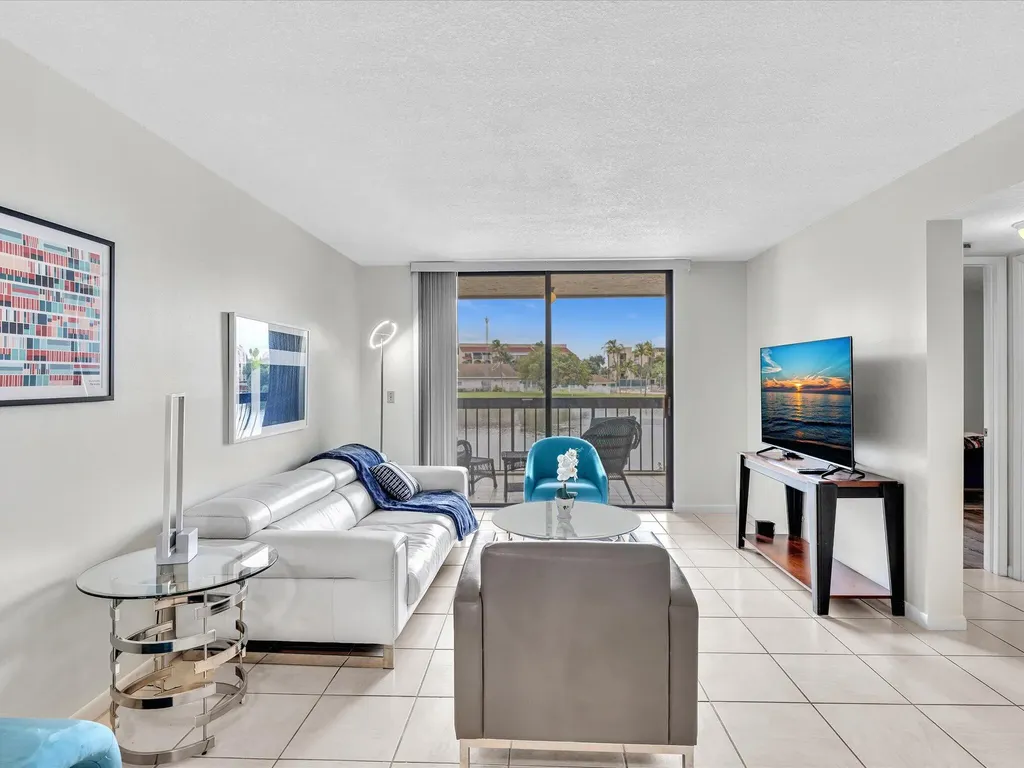 750 Egret Circle Delray Beach FL 33444
