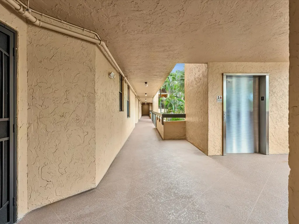 750 Egret Circle Delray Beach FL 33444