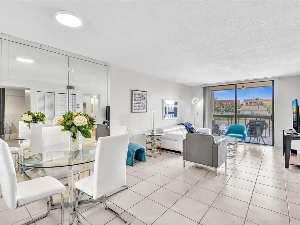 750 Egret Circle Delray Beach FL 33444