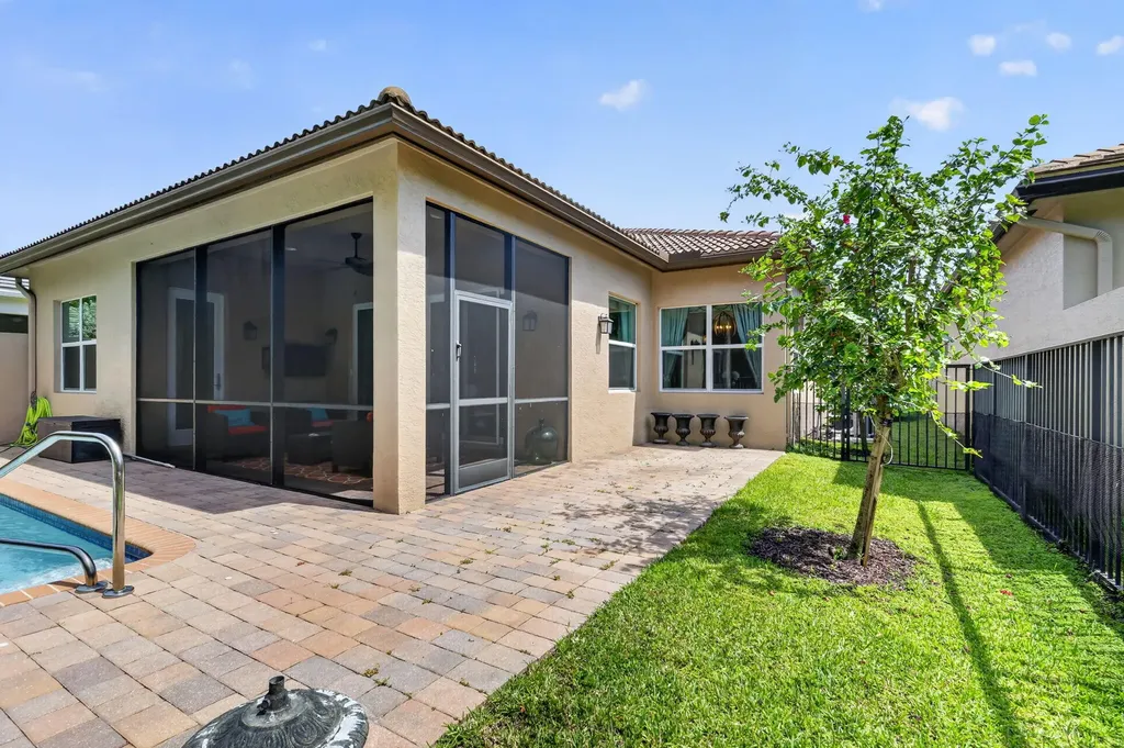 8299 Arabian Range Road Boynton Beach FL 33473