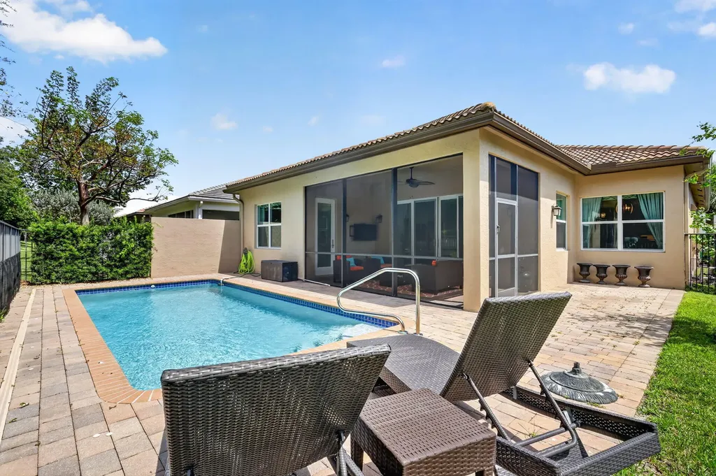 8299 Arabian Range Road Boynton Beach FL 33473