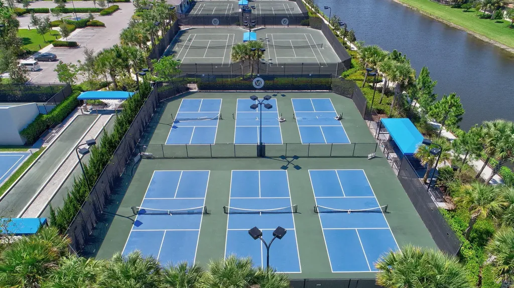 8299 Arabian Range Road Boynton Beach FL 33473