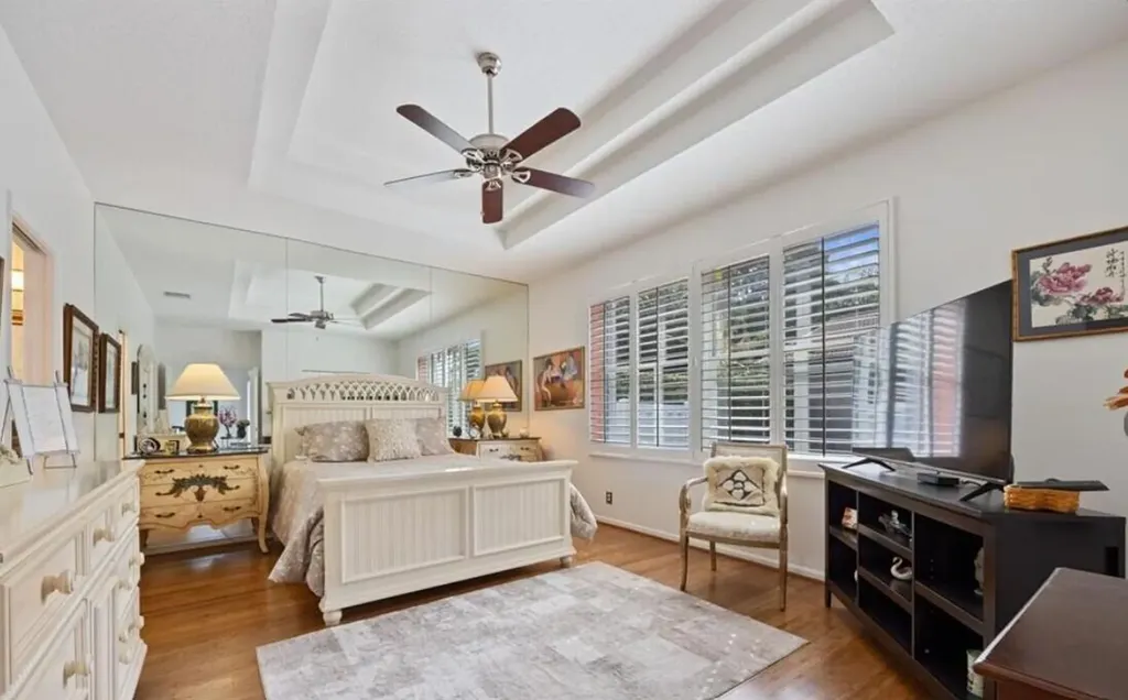 8534 Vía D Oro Boca Raton FL 33433