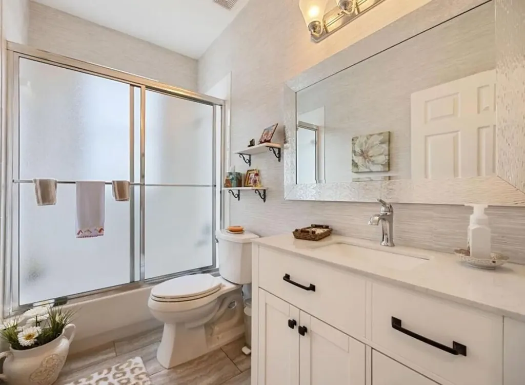 8534 Vía D Oro Boca Raton FL 33433