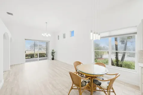 8534 Vía D Oro Boca Raton FL 33433