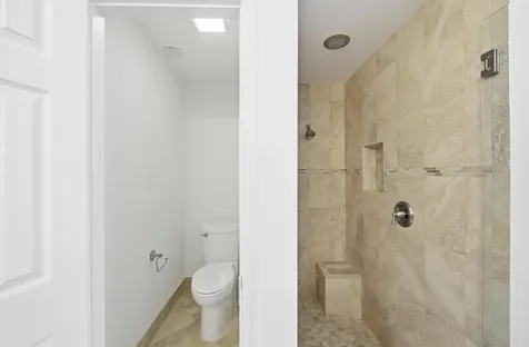 8534 Vía D Oro Boca Raton FL 33433