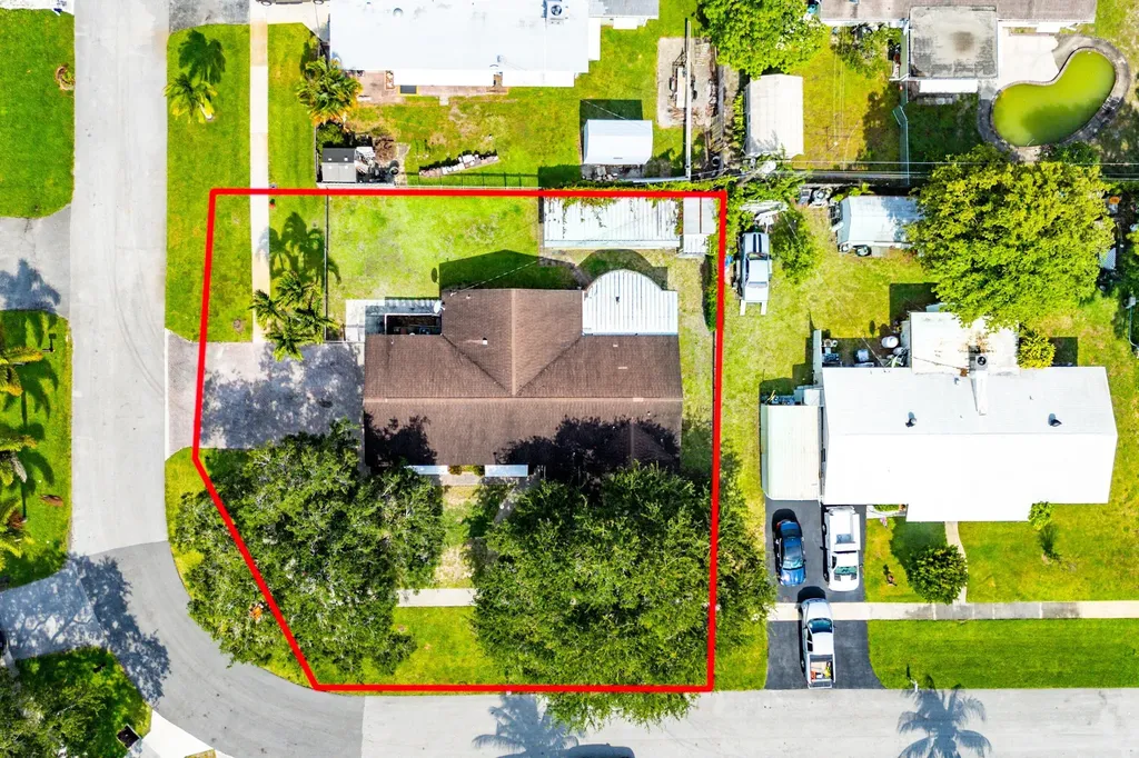 2118 W Palma Circle West Palm Beach FL 33415