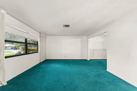 2118 W Palma Circle West Palm Beach FL 33415