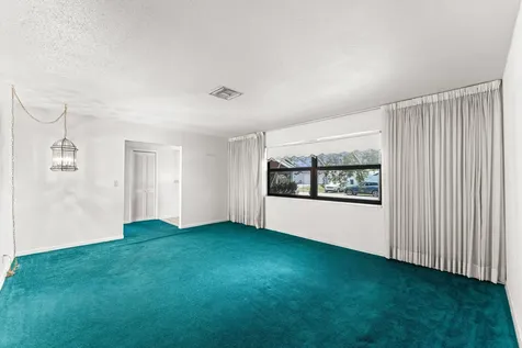 2118 W Palma Circle West Palm Beach FL 33415