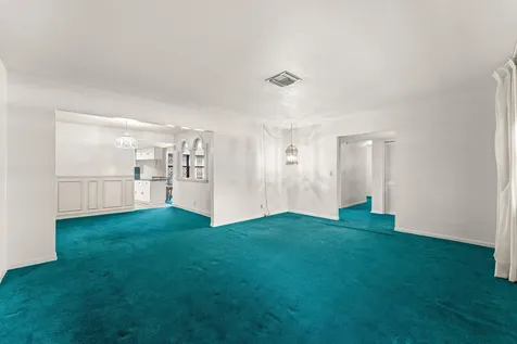 2118 W Palma Circle West Palm Beach FL 33415