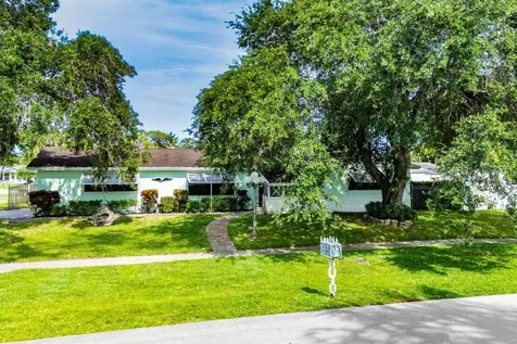 2118 W Palma Circle West Palm Beach FL 33415