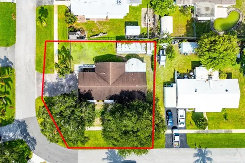 2118 W Palma Circle West Palm Beach FL 33415