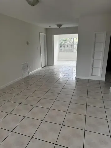 1820 NW 35th Avenue Lauderhill FL 33311