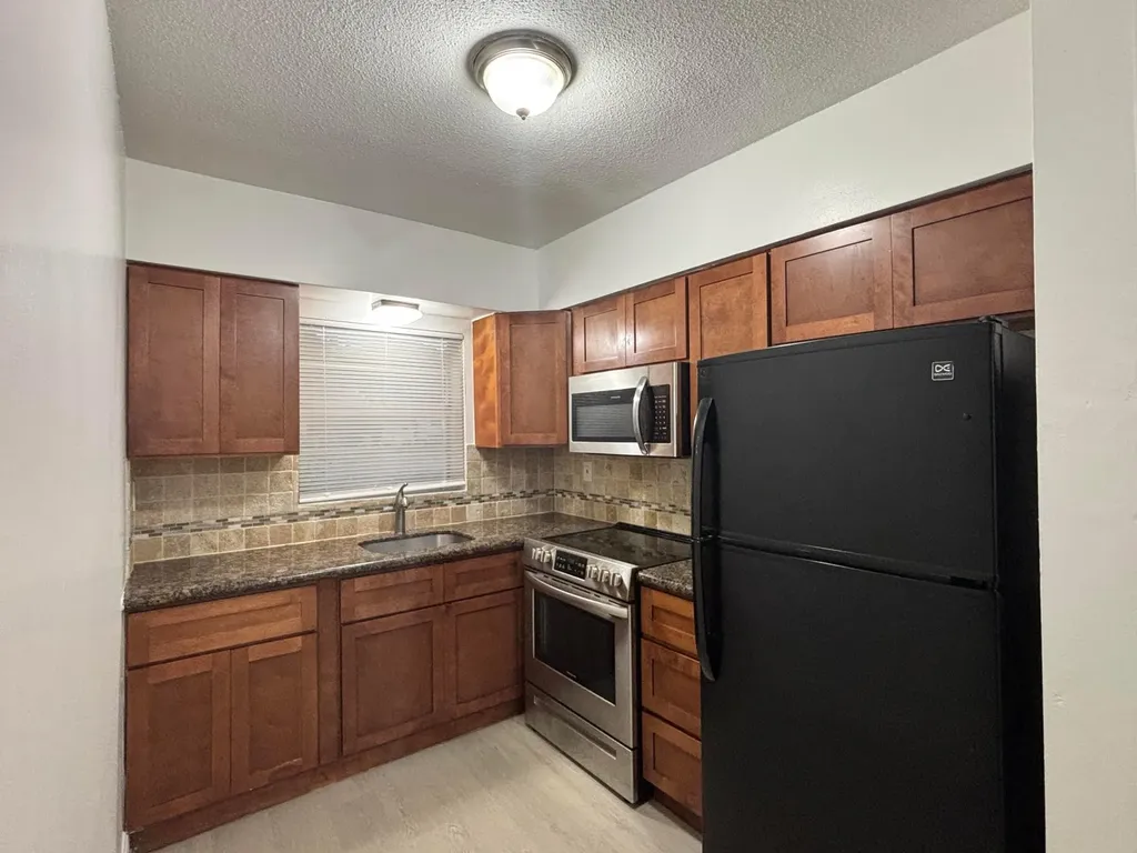 1916 SW 11th Street Fort Lauderdale FL 33312