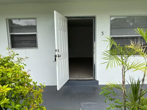 1916 SW 11th Street Fort Lauderdale FL 33312