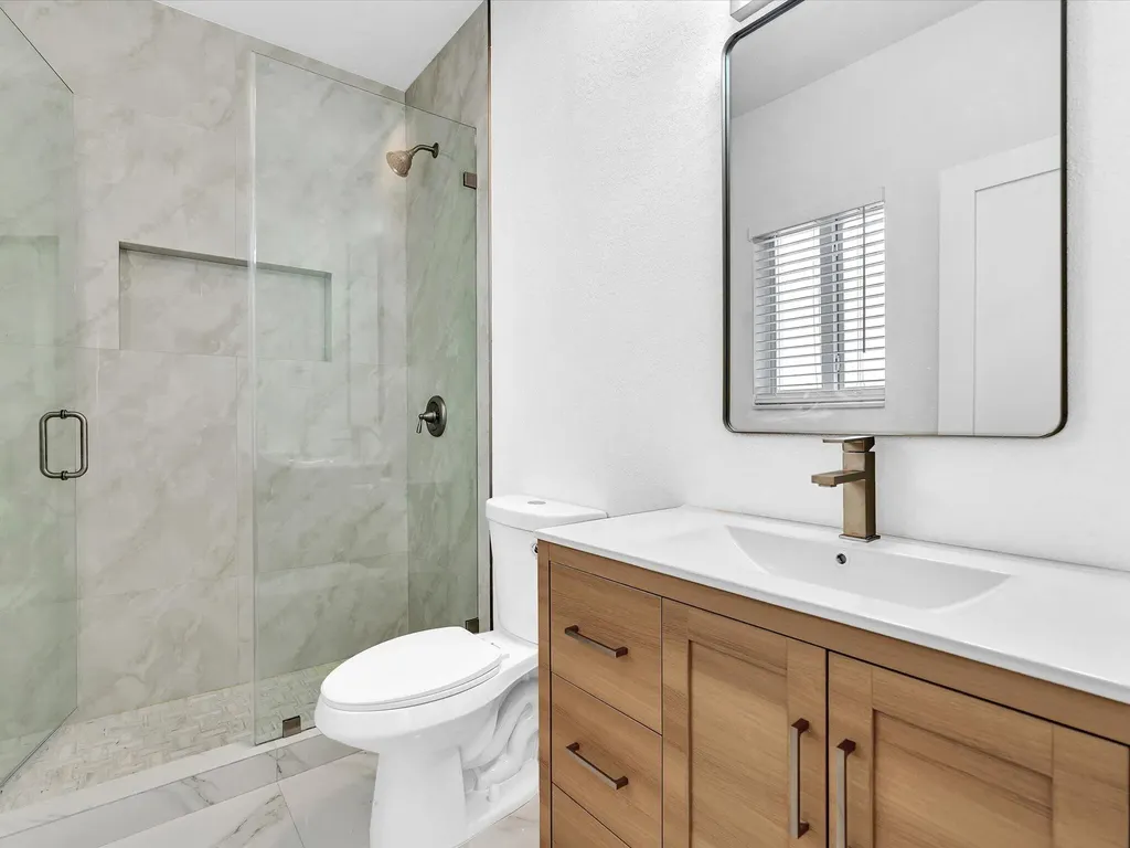 2410 NW 43rd Street Miami FL 33142