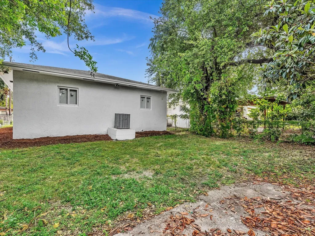 2410 NW 43rd Street Miami FL 33142