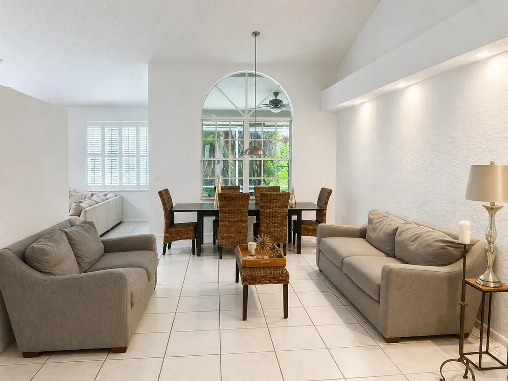 12719 NW 19th Manor Coral Springs FL 33071