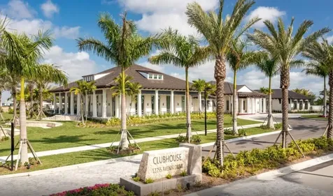 10486 Northbrook Circle Palm Beach Gardens FL 33412