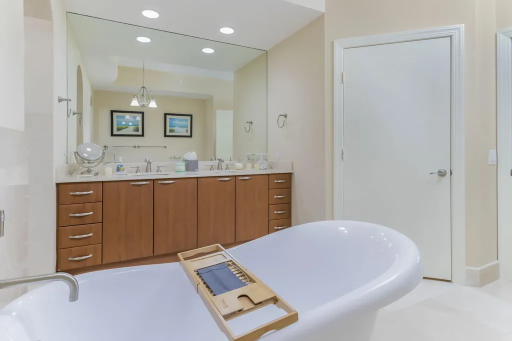 701 SE 21st Avenue Deerfield Beach FL 33441
