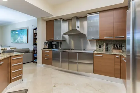 701 SE 21st Avenue Deerfield Beach FL 33441