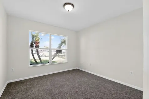 138 Dabou Loop Belle Glade FL 33430
