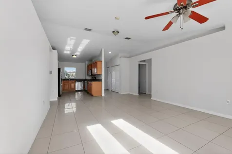 138 Dabou Loop Belle Glade FL 33430