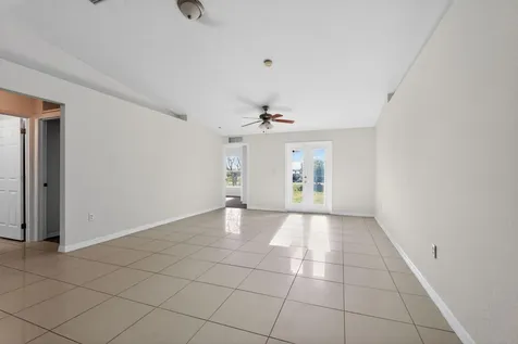 138 Dabou Loop Belle Glade FL 33430