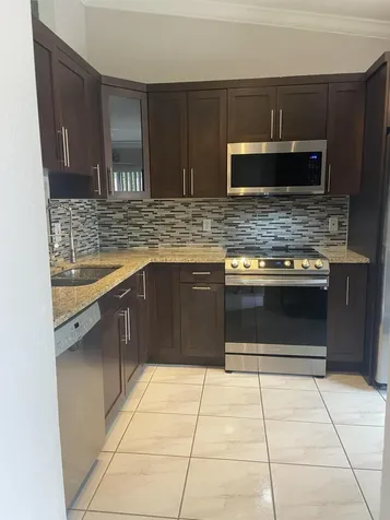 633 Sea Pine Way Greenacres FL 33415