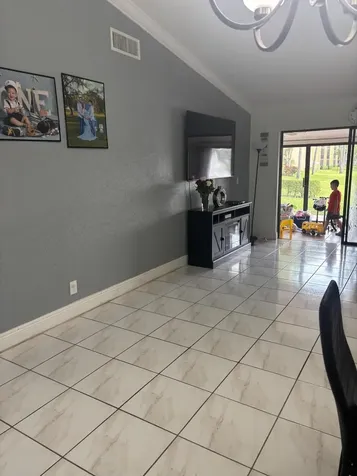633 Sea Pine Way Greenacres FL 33415