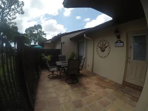 633 Sea Pine Way Greenacres FL 33415