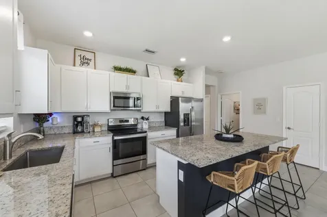 7705 NW Greenbank Circle Port St Lucie FL 34987