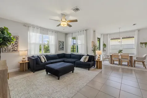 7705 NW Greenbank Circle Port St Lucie FL 34987