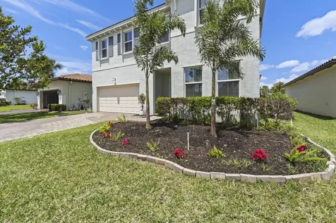 7705 NW Greenbank Circle Port St Lucie FL 34987