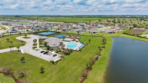 7705 NW Greenbank Circle Port St Lucie FL 34987