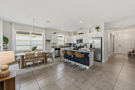 7705 NW Greenbank Circle Port St Lucie FL 34987