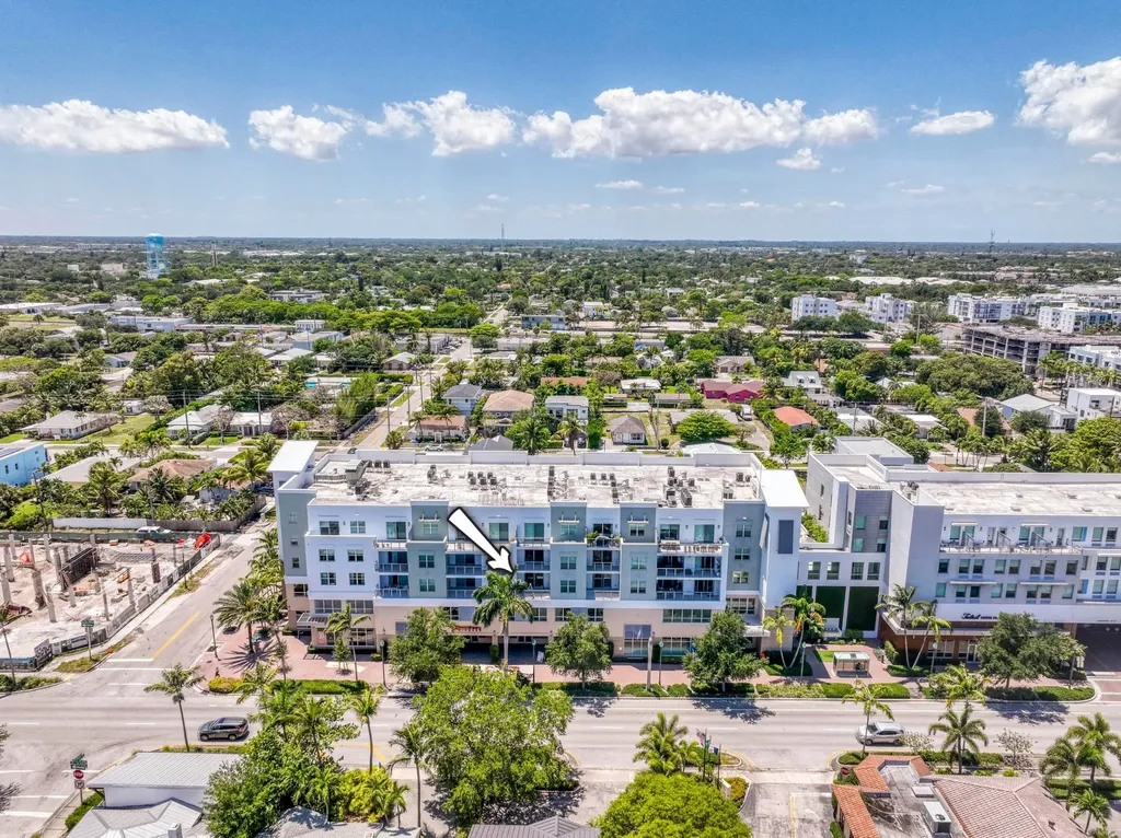 236 SE Fifth Avenue Delray Beach FL 33483