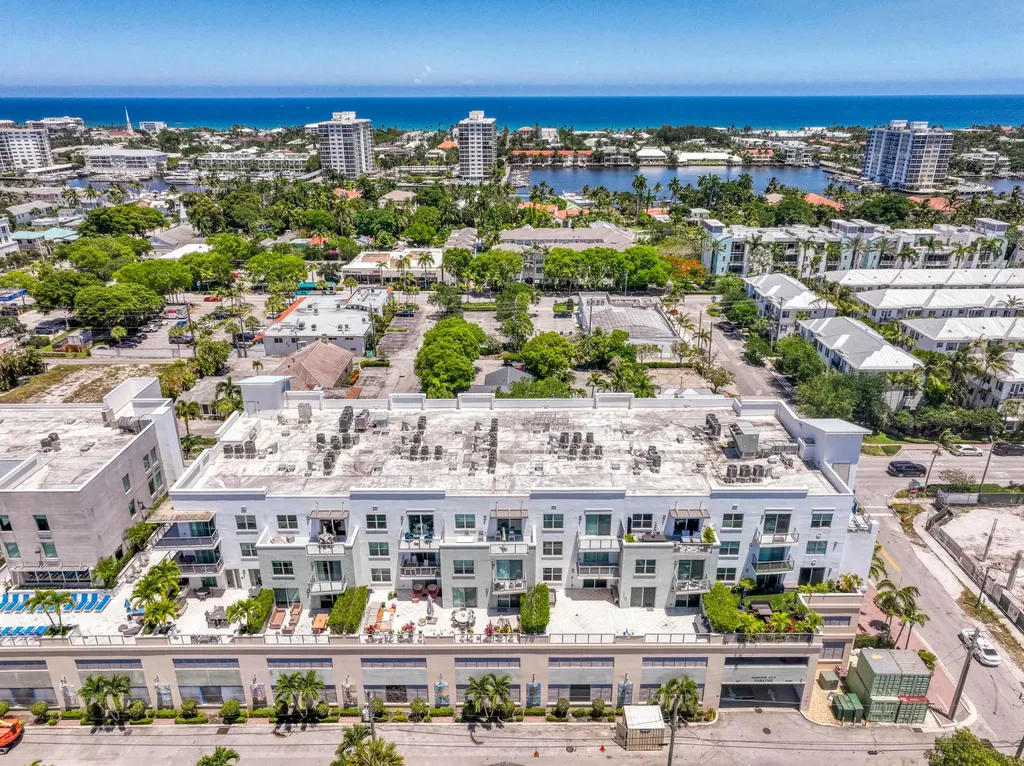 236 SE Fifth Avenue Delray Beach FL 33483