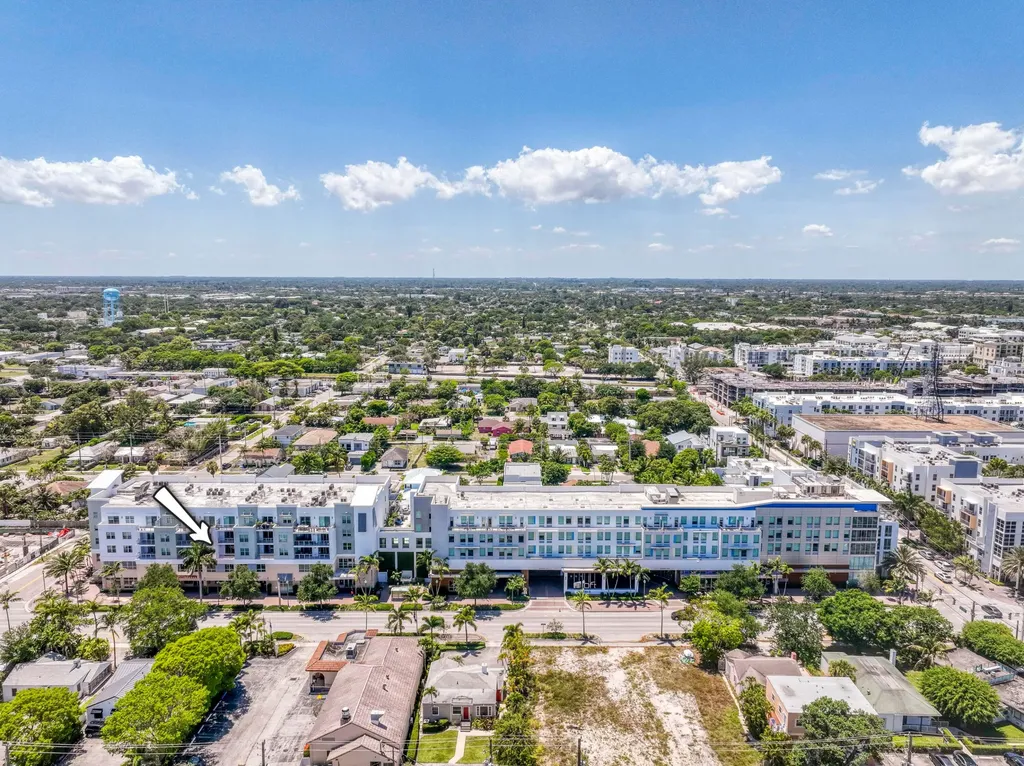 236 SE Fifth Avenue Delray Beach FL 33483