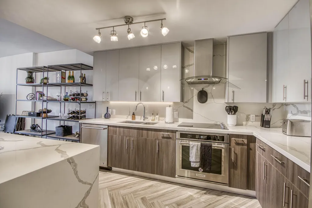 236 SE Fifth Avenue Delray Beach FL 33483