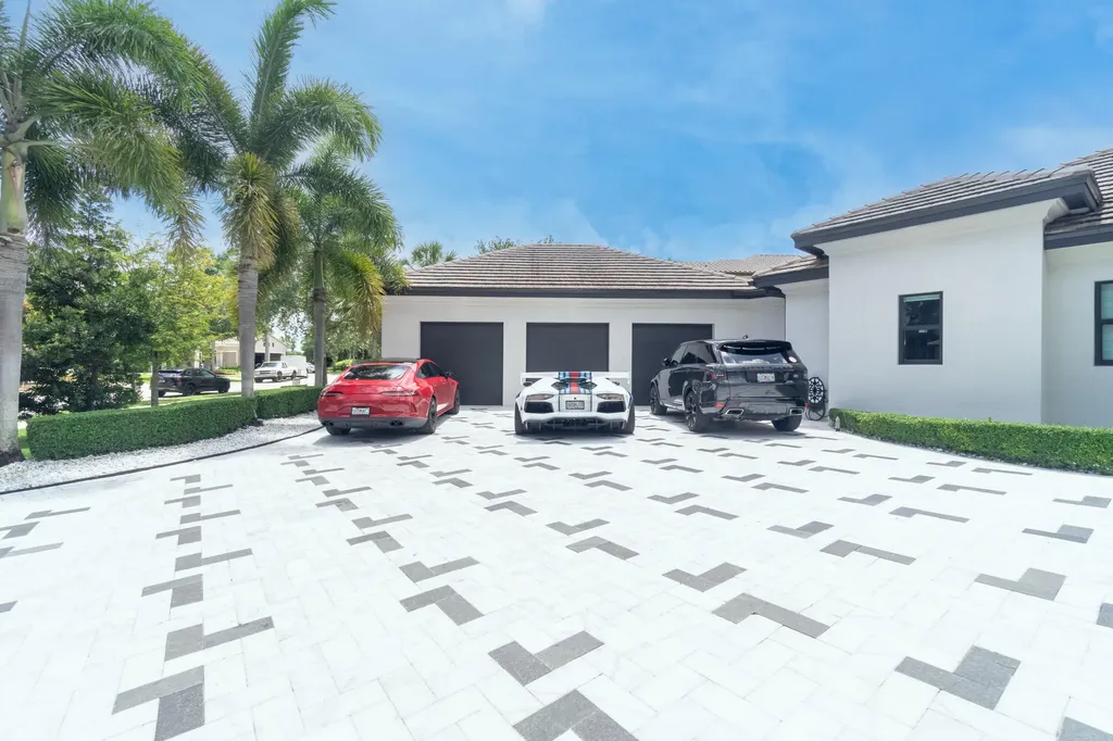 12088 NW 69th Court Parkland FL 33076