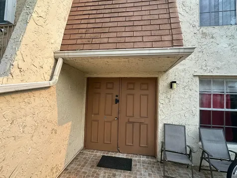 7424 NW 75th Street Tamarac FL 33321