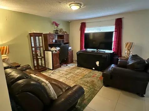 7424 NW 75th Street Tamarac FL 33321