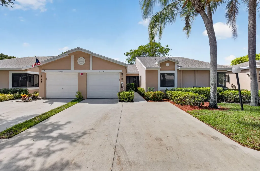8282 Springlake Drive Boca Raton FL 33496
