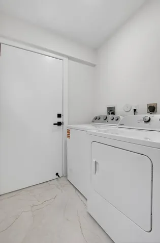 8282 Springlake Drive Boca Raton FL 33496