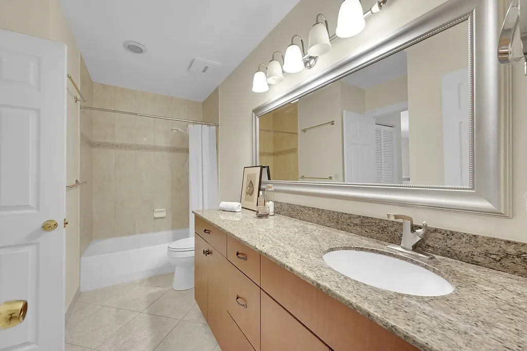 6245 Old Court Road Boca Raton FL 33433