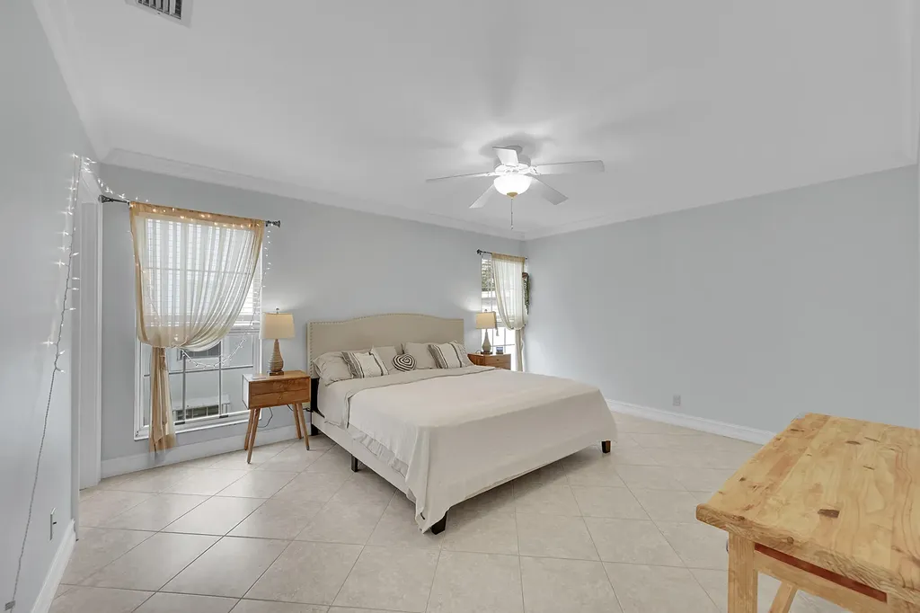 6245 Old Court Road Boca Raton FL 33433
