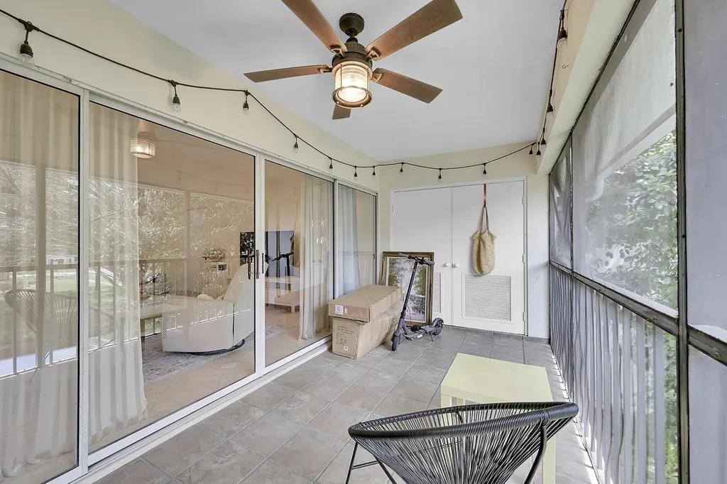 6245 Old Court Road Boca Raton FL 33433