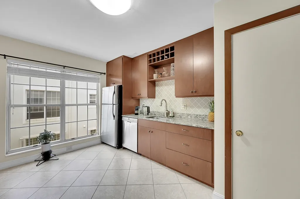 6245 Old Court Road Boca Raton FL 33433